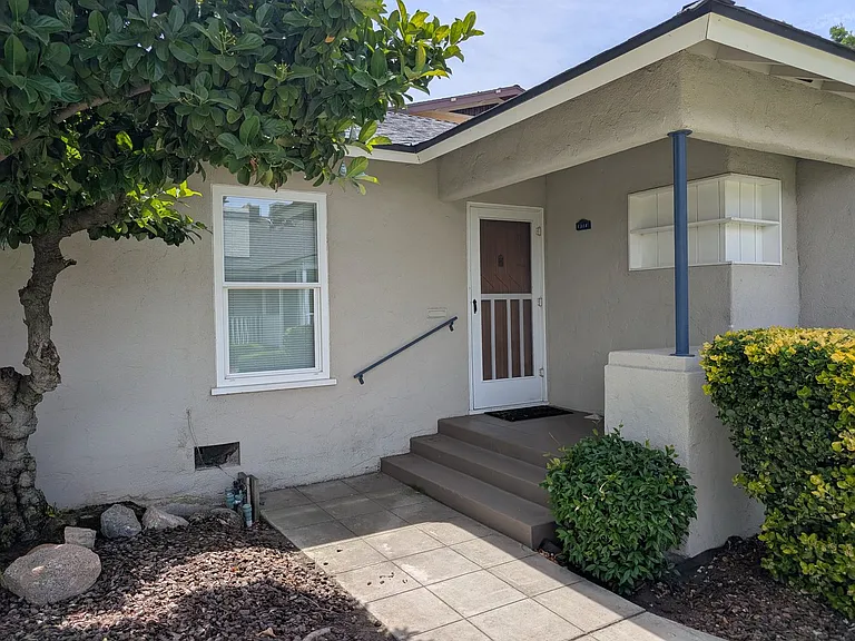 1311-1321 Van Ness 4-Plex-931 — Photo 17