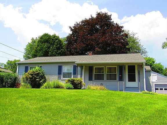 2nd image of 33 Claire Ave