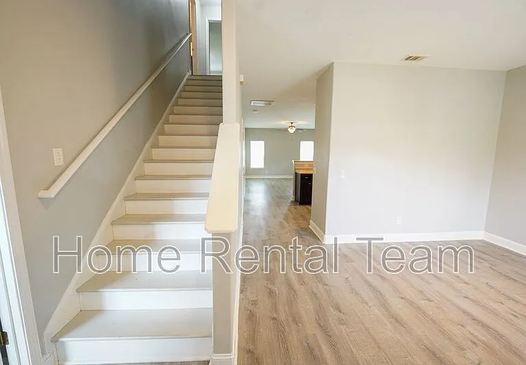 59 Reese Way — Photo 3