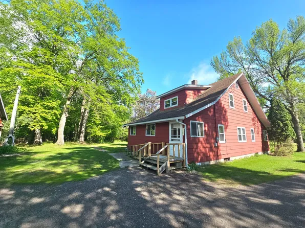 920 E Evergreen St, Isle, MN 56342