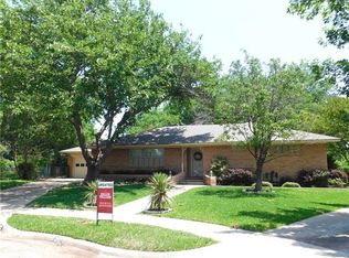 207 Martha Mnr, Richardson, TX 75081