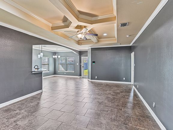 2nd image of 2582 Date Palm Dr