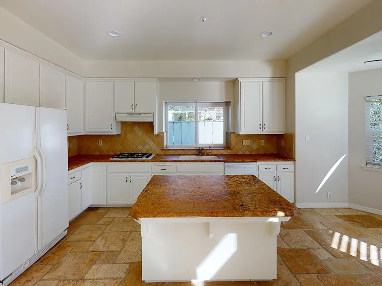 4655 Snapdragon Way — Photo 4