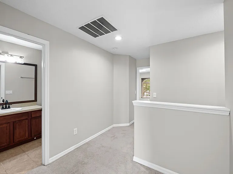 1752 Portcastle Cir — Photo 47