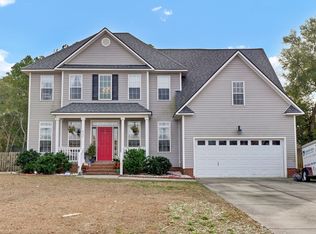 462 Chadwick Shores Dr, Sneads Ferry, NC 28460