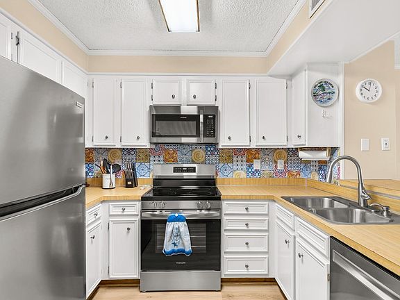5th image of 9581 Shore Dr. #126