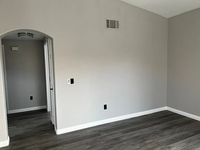 300 Amber Pine St #207 — Photo 23