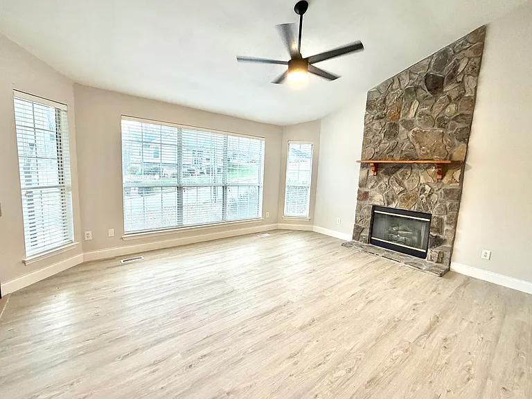 8233 Troubadour Way — Photo 2