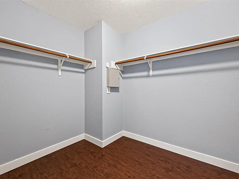 9526 Heflin Colony Dr — Photo 30