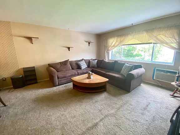 5th image of 1165 E 81st St #1