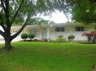 10519 Roscommon Dr, Saint Louis, MO