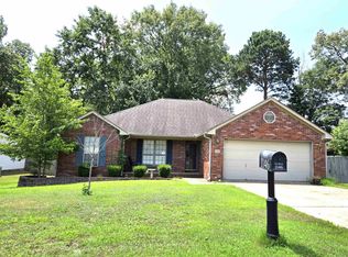 1146 Spring Creek Dr, Benton, AR 72015