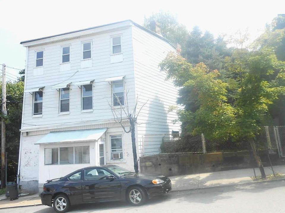 1st image of 958 Herron Ave APT 2