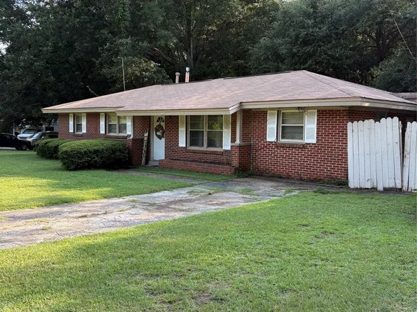 3901 Merrifield Dr, Selma, AL 36703