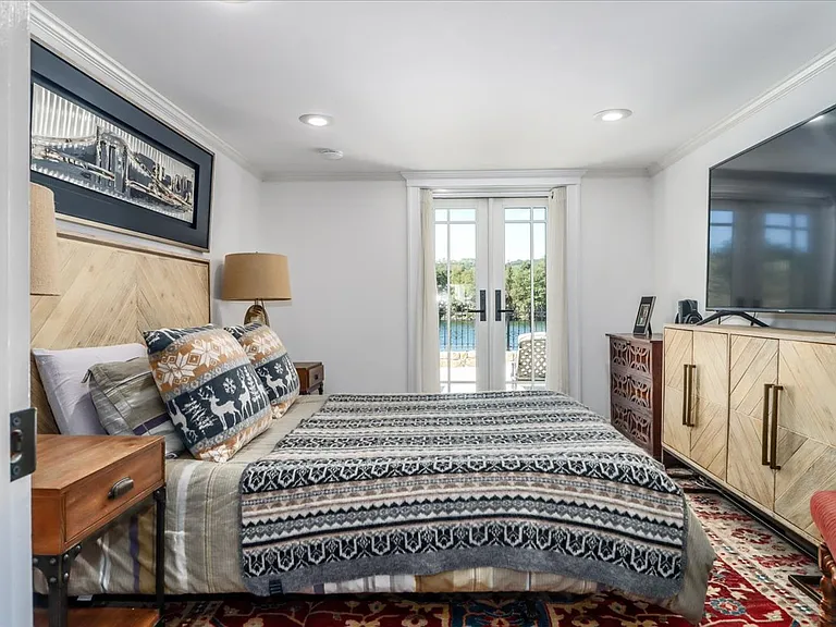 51 S Lake Shore Dr — Photo 29