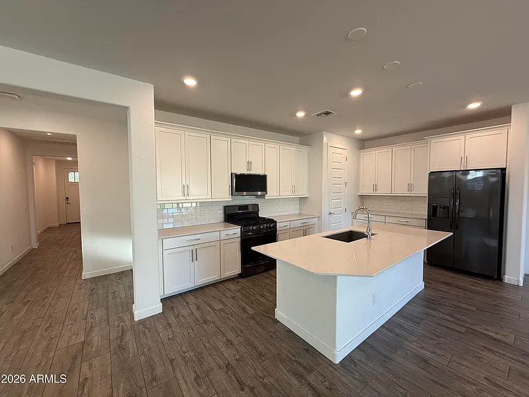 9823 E Tupelo Ave — Photo 15