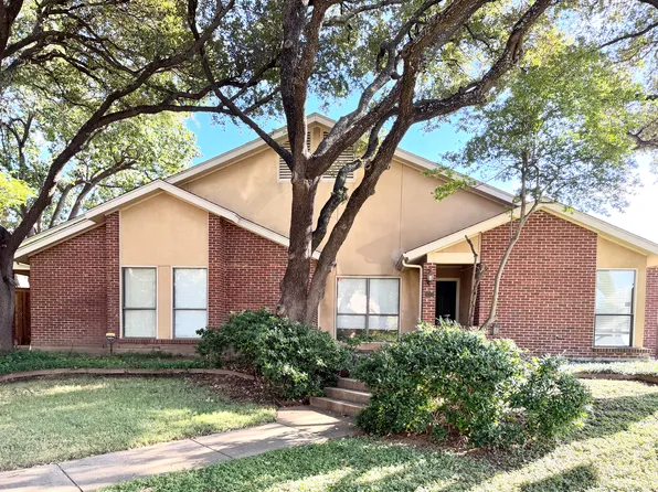 4028 Morman Ln, Addison, TX 75001