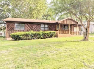 2301 Arrowhead Dr, Emporia, KS 66801