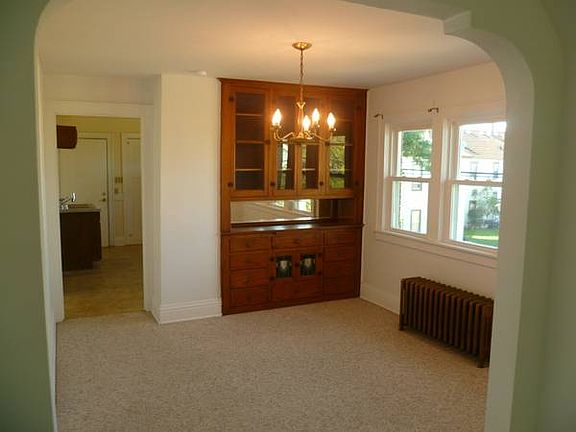 5th image of 3621A E Edgerton Ave