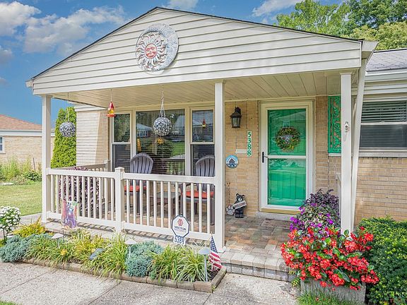 2nd image of 5388 Bonita Dr