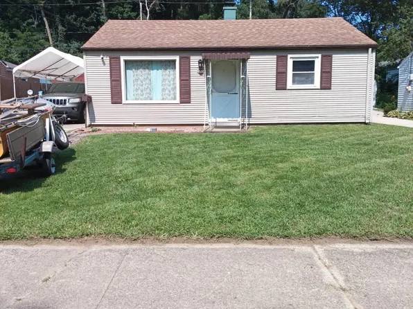 1027 E Chippewa Ave, South Bend, IN 46614