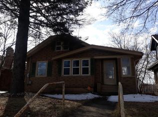 2305 Broadway, Rockford, IL 61104