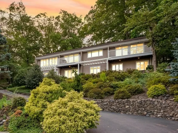 1448 Forest Ct, Mountainside Boro, NJ 07092