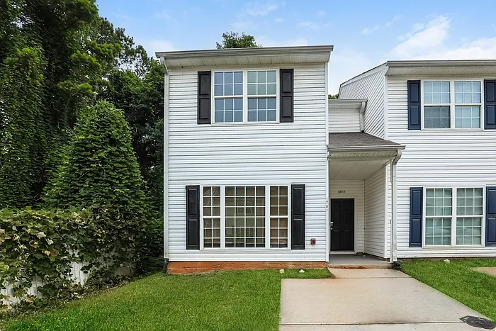 1701 Carrington Dr