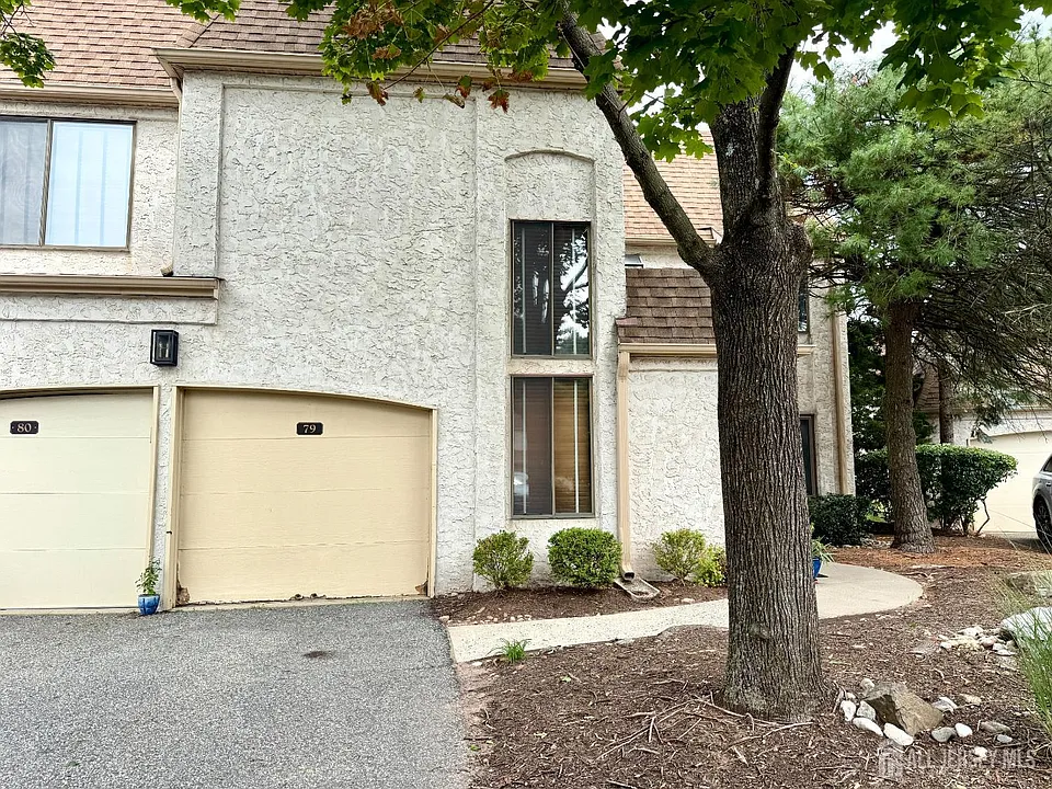 79 Park Gate Dr
