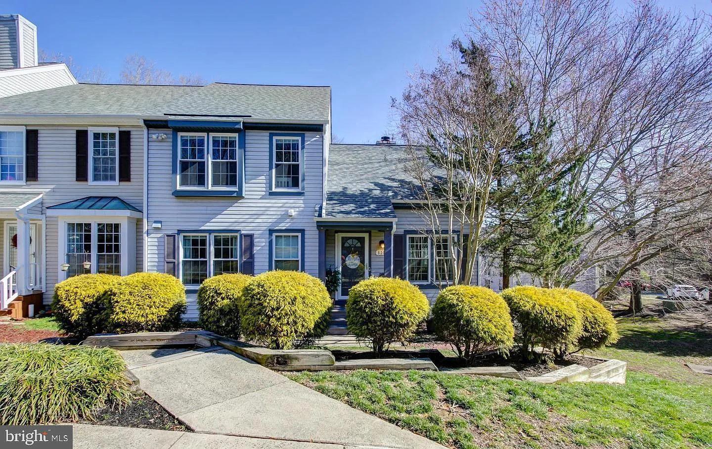 4 bed, 3.5 bath, 2584 sqft, $3,850 — Photo 1