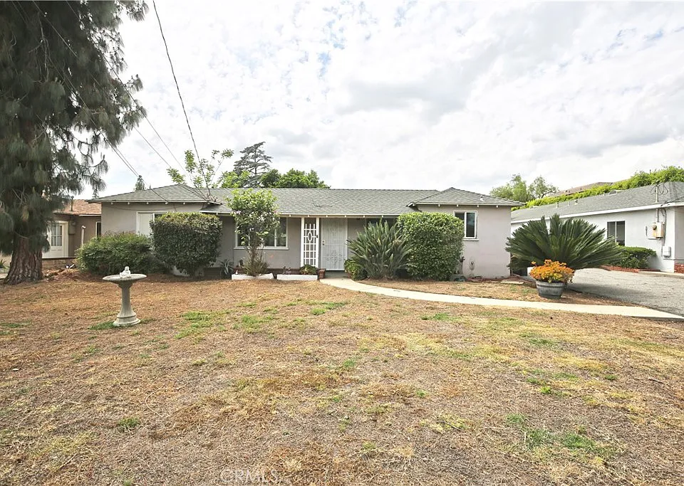 1211 S 10th Ave