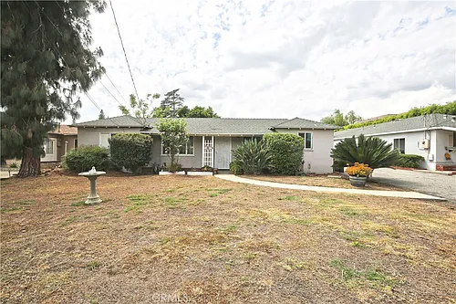 1211 S 10th Ave Photo 1
