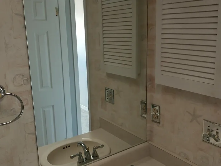 Full Bath