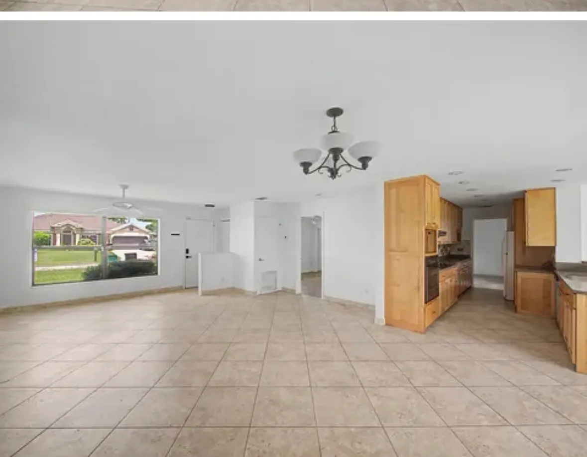 3 bed, 1717 sqft, $2,500 — Photo 2