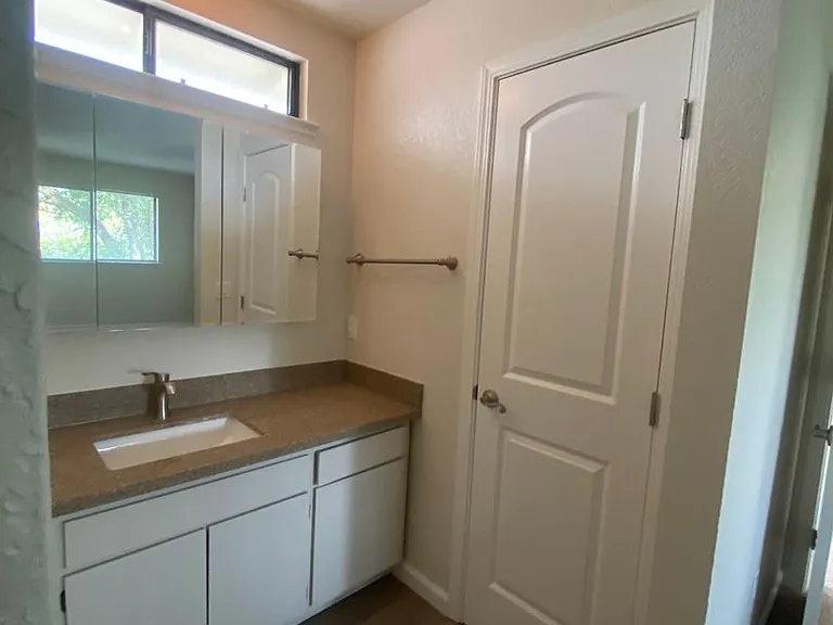 114 Melody Ct — Photo 39