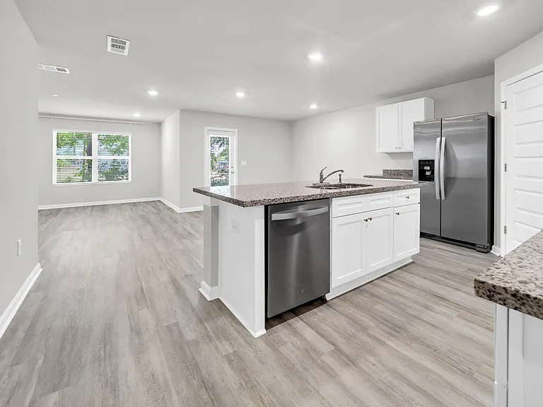 3107 Tricia Cir — Photo 2