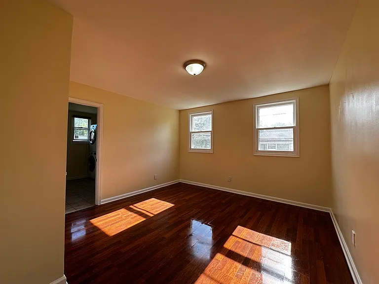 5530 Halwis St — Photo 8