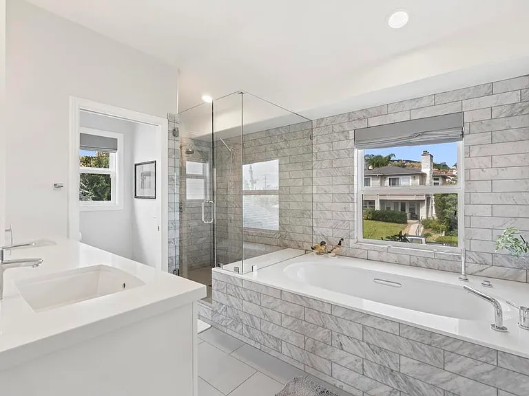 5618 Bellevue Ave — Photo 27
