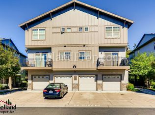 7967 NE Rockne Way, Hillsboro, OR 97006