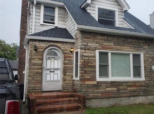 10411 198th St, Saint Albans, NY 11412