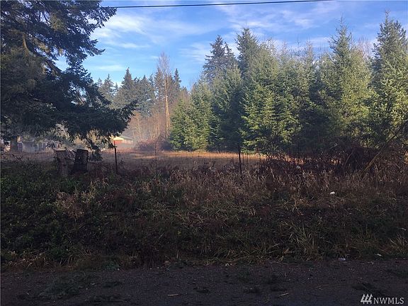 2nd image of 5703 152nd St E