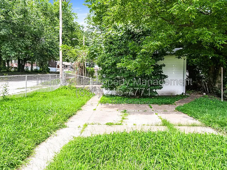 6997 Edison Ave — Photo 15