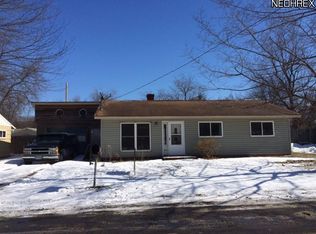 1161 Atwater Rd, Madison, OH 44057