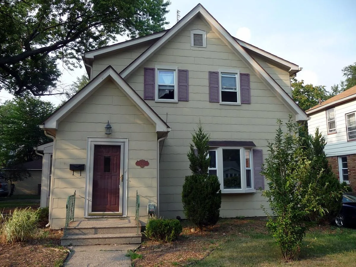 4 bed, 1731 sqft, $2,295 — Photo 3