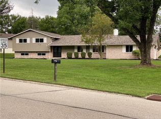 8315 Paragon Rd, Dayton, OH 45458