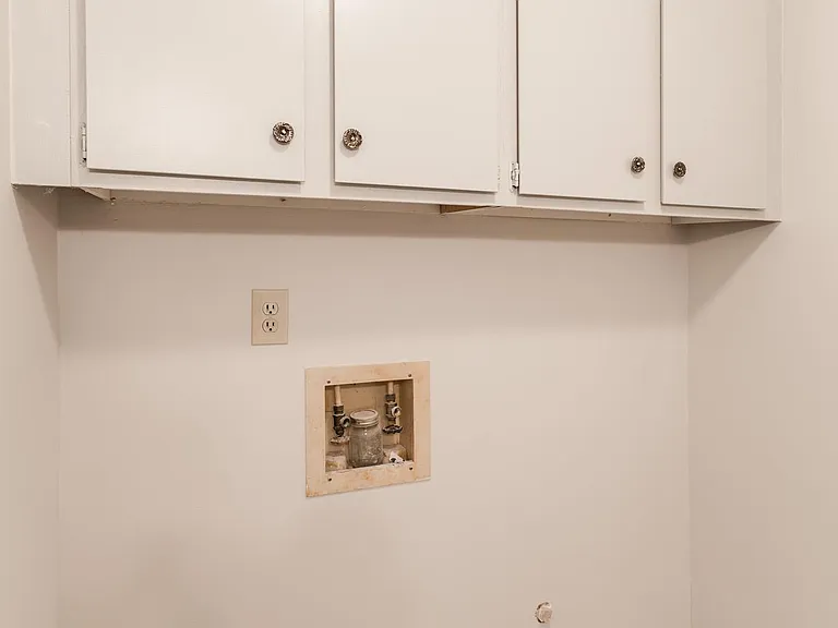401 Hobbs Rd SE — Photo 26