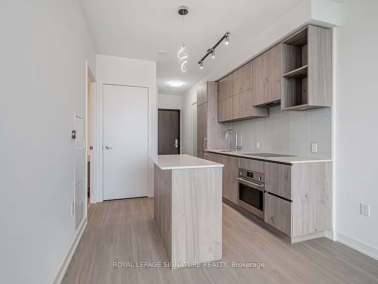 1 Yorkville Ave #3203 — Photo 7