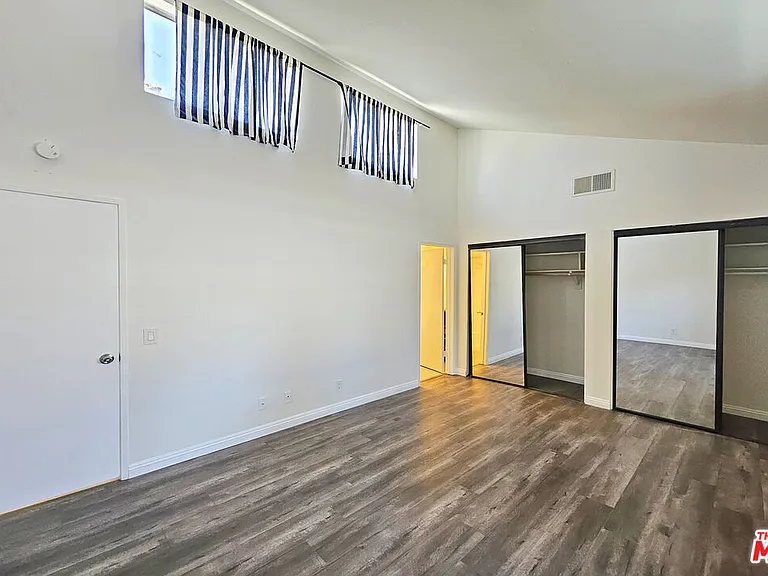 1454 E Orange Grove Blvd #1 — Photo 16