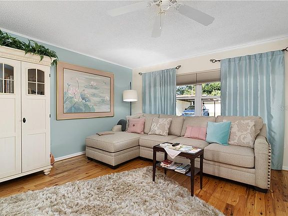 4th image of 12428 Orangewood Cir