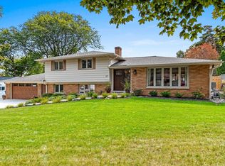 951 La Croix Ave, Green Bay, WI 54304